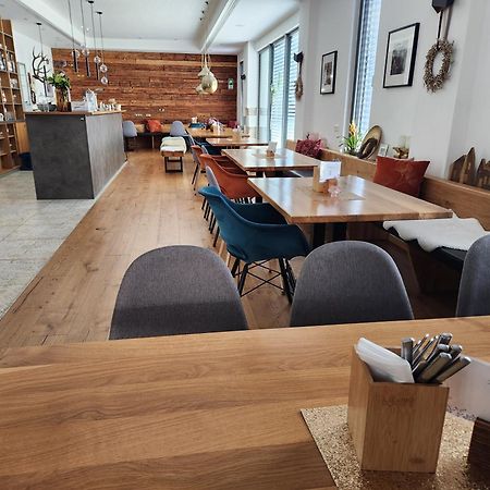 Familienfreundlich Im Naturpark Hassberge Mit Gehobener Gastronomie Kirchlauter Bagian luar foto